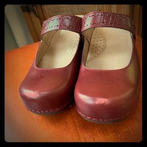 Dansko clogs size 38